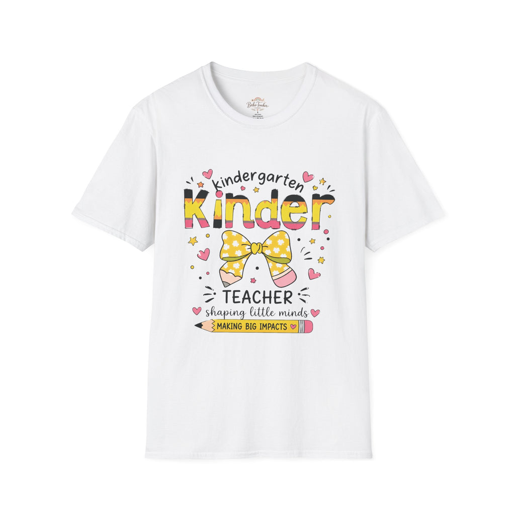 Kindergarten Kinder Teacher T‑Shirt – Cute Bow & Hearts "Shaping Little Minds"