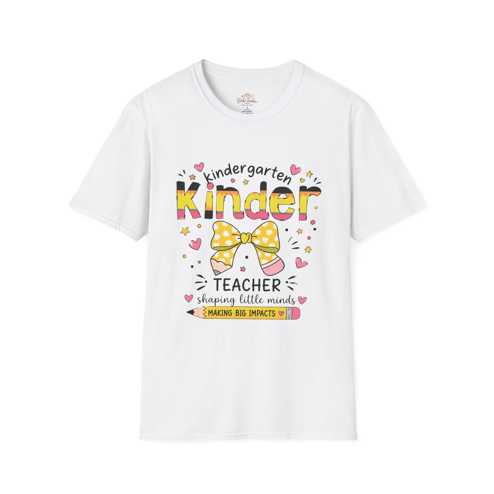 Kindergarten Kinder Teacher T‑Shirt – Cute Bow & Hearts "Shaping Little Minds"